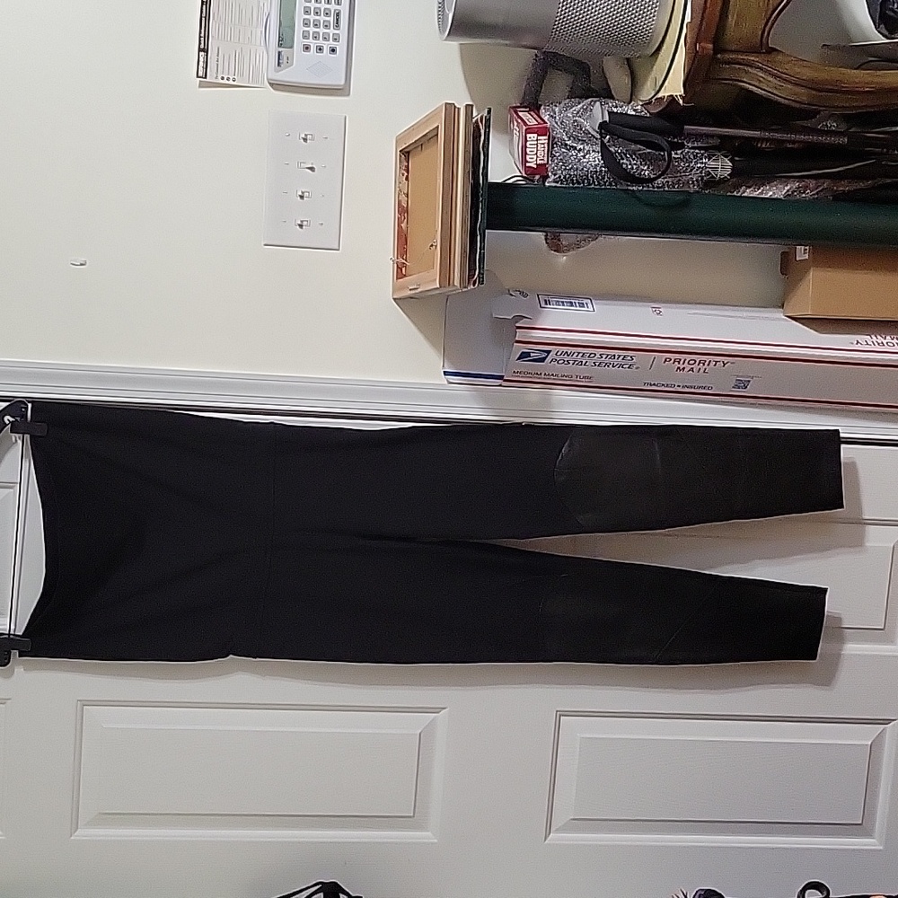Pure DKNY LEGGINGS  Black